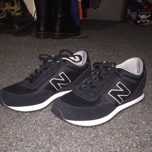 New Balance 501 shoes size 9.5